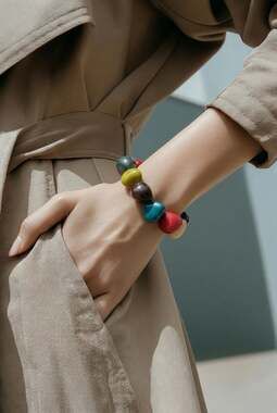 Handmade Multi-Color Organic Tagua Nut Vegetable Ivory Stretch Bracelet